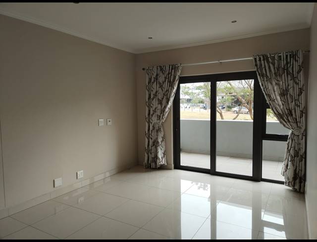 2 BEDROOM APARTMENT FOR SALE IN UMHLANGA RIDGE